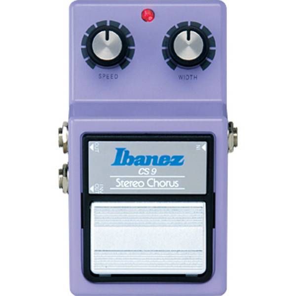 Pedal lila Chorus CS9 parado