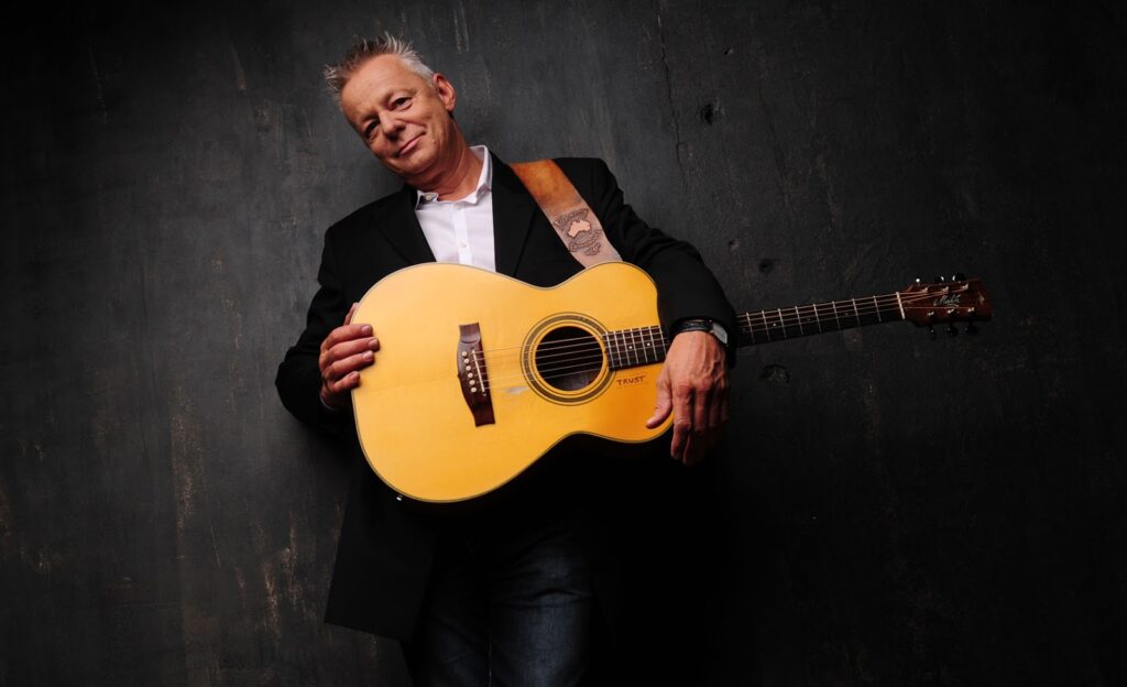 Maton EBG808TE, um dos modelos de violões icônicos