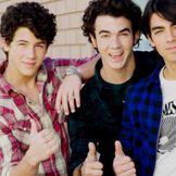 Imagem do artista Jonas Brothers