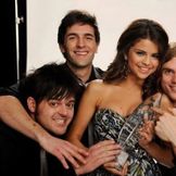 Imagem do artista Selena Gomez & The Scene