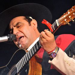 Cuando Llora Mi Guitarra El Chaqueno Palavecino Cifra Club Me gusta tocar la guitarra. cuando llora mi guitarra el chaqueno