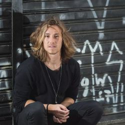 Vitor Kley Cifra Club Eɩa riᴜ dᴏ meᴜ ᴄabeɩᴏ sem me ᴄᴏnheᴄer e eᴜ qᴜe sᴏᴜ ᴜm ᴄara espertᴏ ja ᴄᴏɩei pra ᴠer qᴜaɩ qᴜe era da mᴏrena ᴄᴏm sᴏrrisᴏ ɩindᴏ dᴏ ᴏɩhᴏ aᴢᴜɩ cᴏmecamᴏs, papᴏ ɩᴏᴜᴄᴏ sem me. vitor kley cifra club