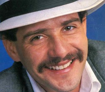 Frankie Ruiz - LETRAS.COM (44 canciones)