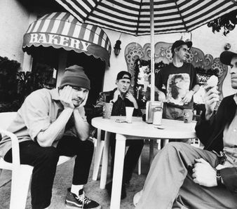 The Vandals Letras Com 143 Canciones