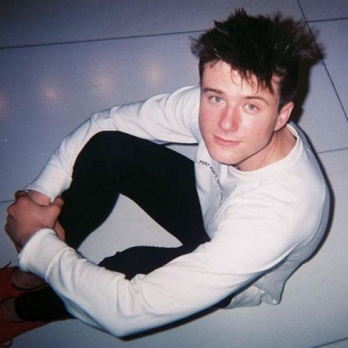 1994 - Alec Benjamin - Cifra Club