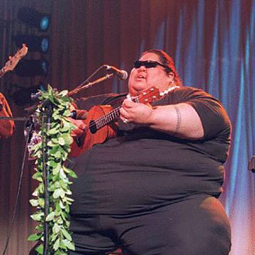 Somewhere Over The Rainbow Israel Kamakawiwo Ole Cifra Club At the time, copies of the recording were only made for kamakawiwoʻole himself and recording engineer milan bertosa. the rainbow israel kamakawiwo ole