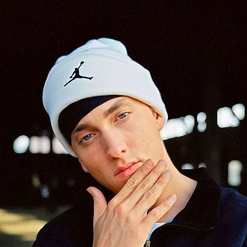 descargar musica de eminem without me