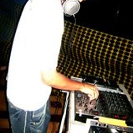 Imagem de Locutor ,Sonoplasta, DJ,Baygon