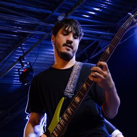 Imagem de Andrew Pomba