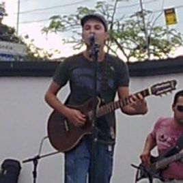 Imagem de Francis Dias