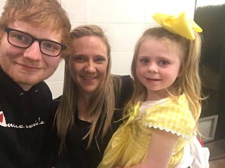 ed-sheeran-visita-crianca-doente-2