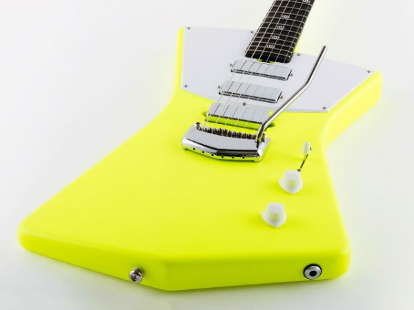 jack_guitar_yellow parte inferior da guitarra