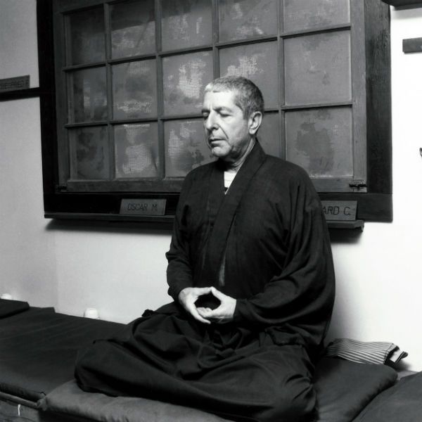 Cohen praticou budismo até o fim da vida