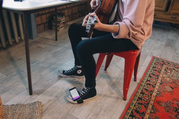 Stompai Stompai é uma tecnologia que ajuda muitos músicos solitários