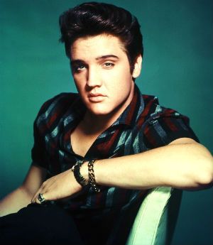 Resultado de imagem para elvis presley fotos