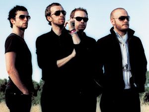 foto O Coldplay leiloou peças usadas pelo grupo