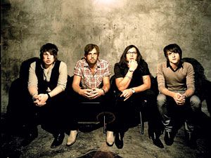 kingsofleon Kings Of Leon não vai mudar de gravadora