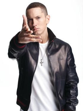 Eminem bate recorde de vendas digitais nos EUA com álbum “Recovery