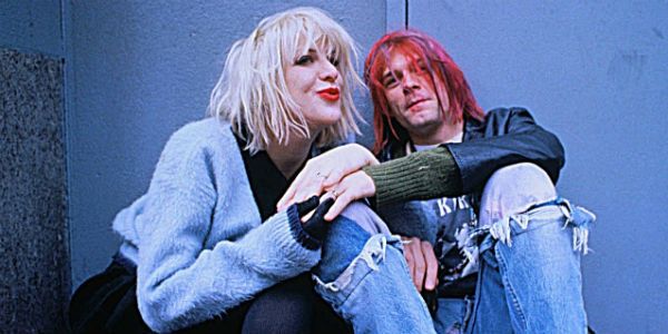 Courtney Love confirma autoria de bilhete achado na 