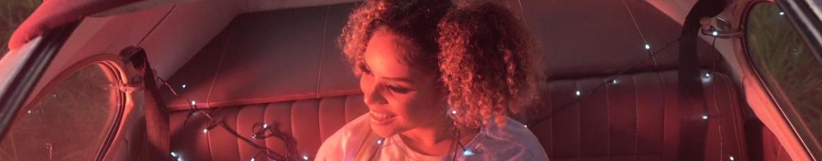 Imagem de capa de Kelly Diaz