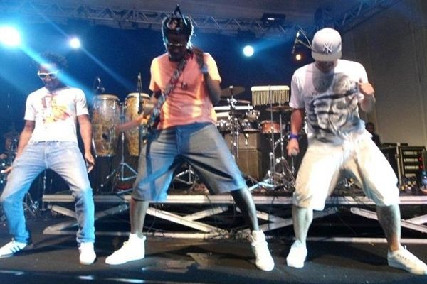 Erlon Chaves E Sua Banda Veneno Erlon Chaves E Sua Banda Veneno Erlon Chaves E Sua Banda Veneno Erlon Chaves E Sua Banda Veneno