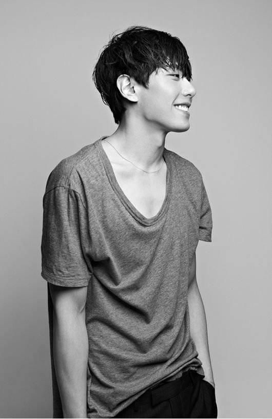 WILD FLOWER - Park Hyo Shin - LETRAS.COM