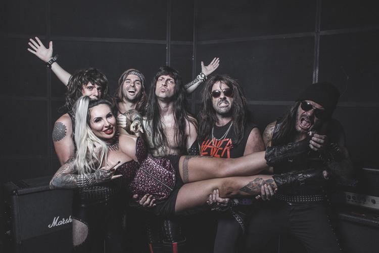 Ai Ai Ai Ai Em Cima Embaixo Puxa E Vai Metal Is The Law Massacration Letras Mus Br