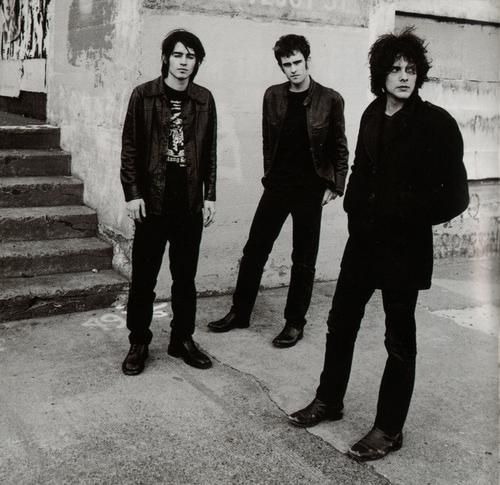 BEAT THE DEVIL'S TATTOO (TRADUÇÃO) Black Rebel Motorcycle Club