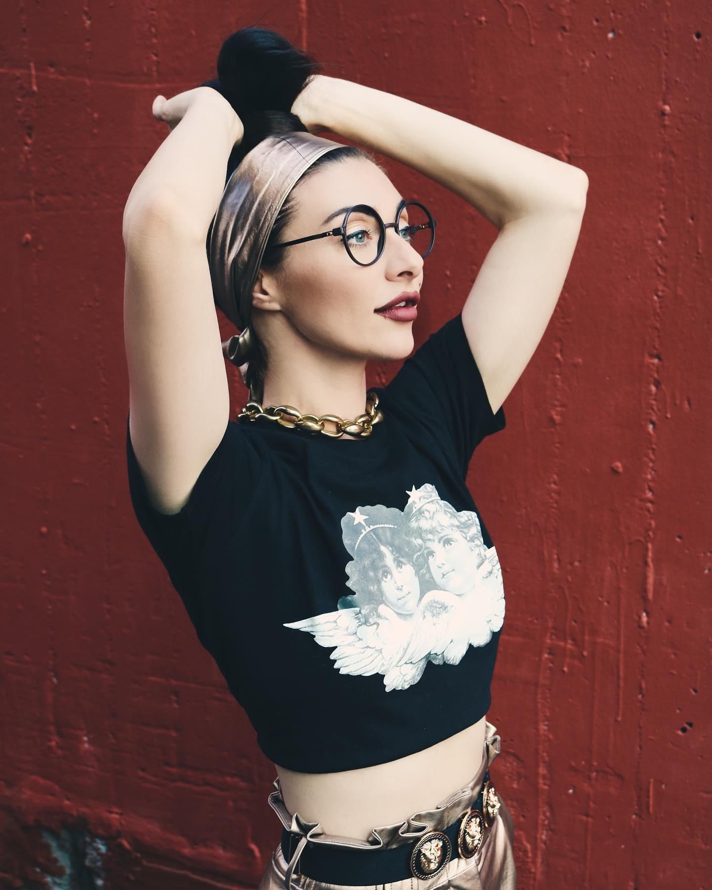 Qveen Julia's Private Life: The Explosive Leak Revealed