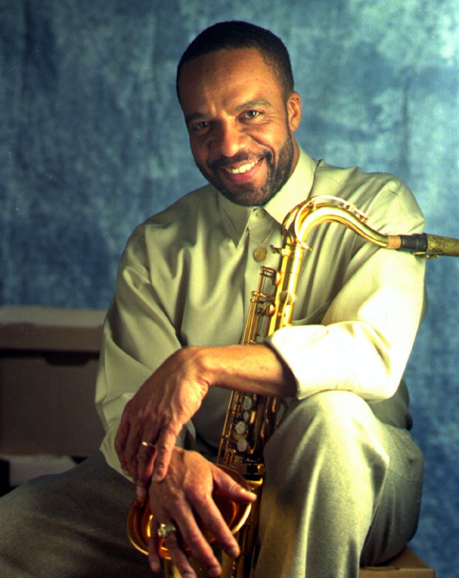 Grover Washington Jr. LETRAS.MUS.BR
