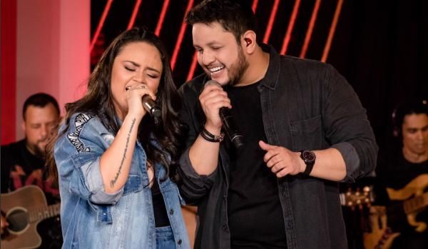 Baixar A Musica Maus Bocados Palco Mp3 Combustivel Luiza E Maurilio Letras Mus Br