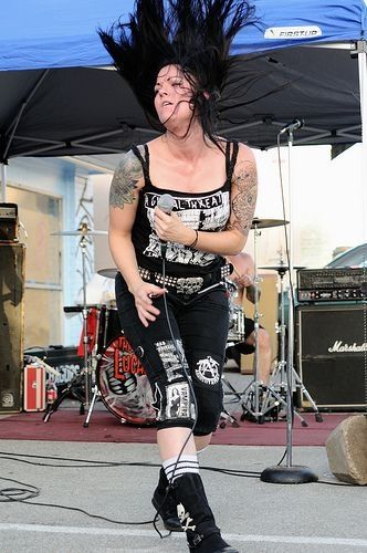 the luchagors white boy mp3