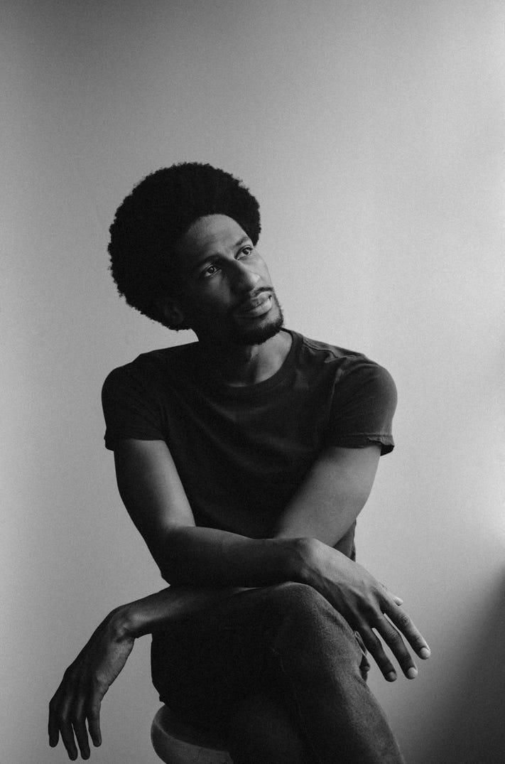 FREEDOM (EN ESPAÑOL) - Jon Batiste - LETRAS.COM