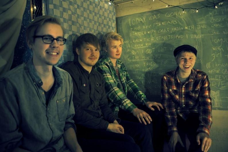 Vagabonds Satellite Stories Letras Com