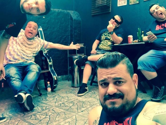 ana procura amor chuva negra ana procura amor chuva negra