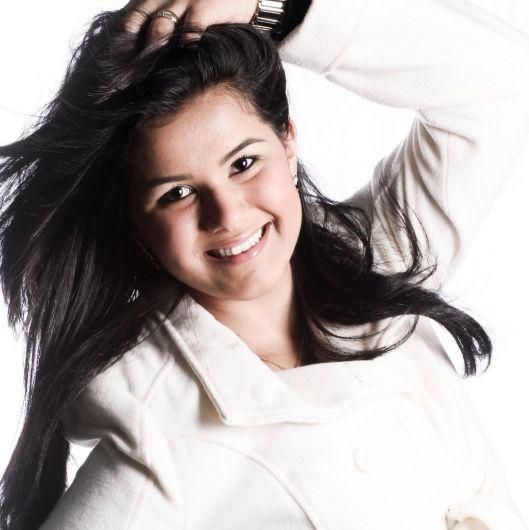 Daniela Carvalho - LETRAS.MUS.BR